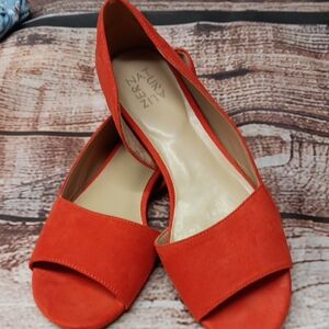 Naturalizer Women's Vibrant Orange Sandals